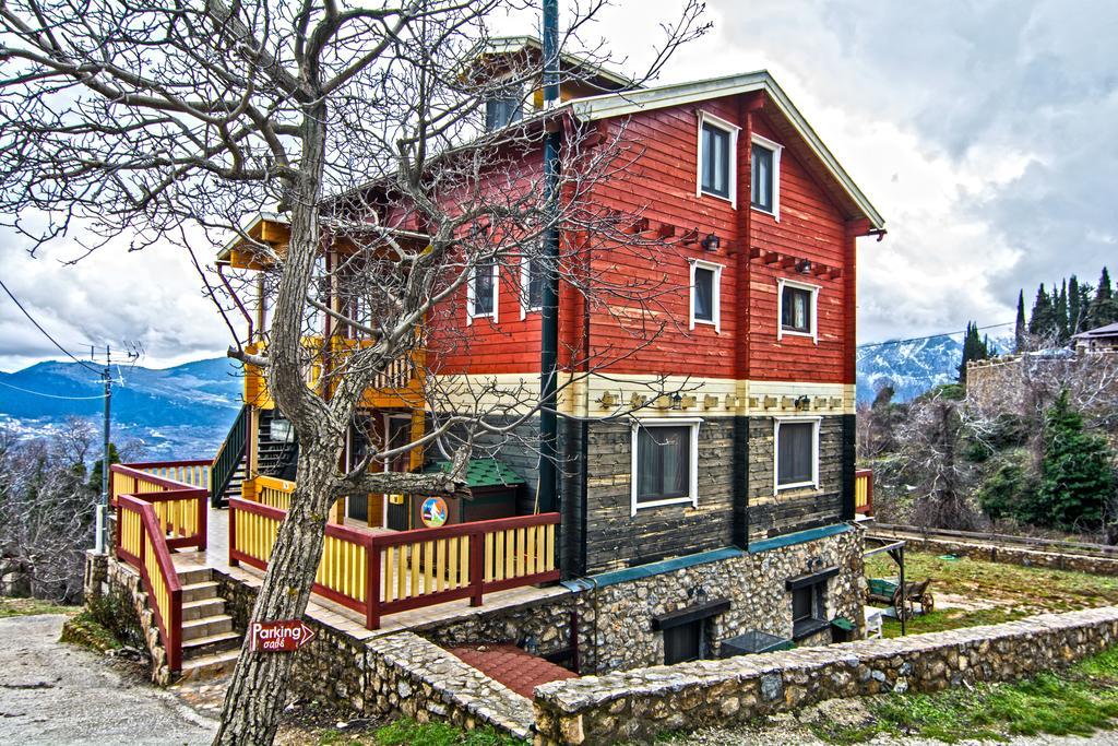 Colours' Chalet Hotel Synikia Mesi Trikalon Eksteriør billede