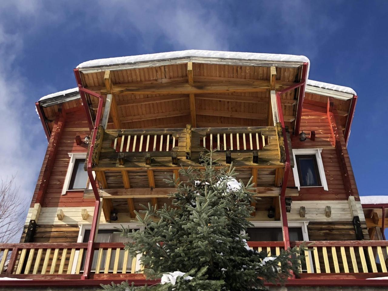 Colours' Chalet Hotel Synikia Mesi Trikalon Eksteriør billede